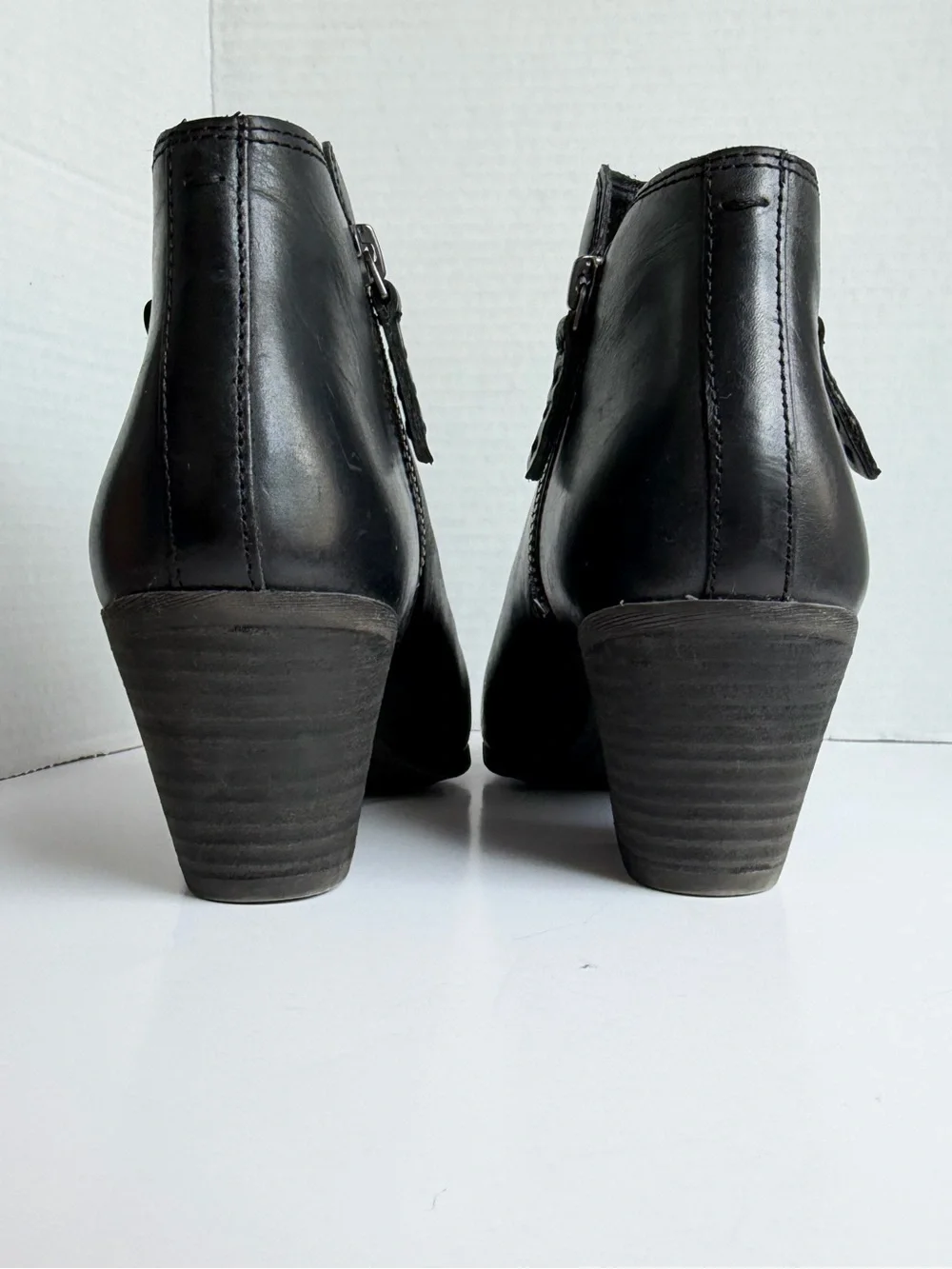 FRYE Judith Leather Ankle Boots Black Booties Block Heel